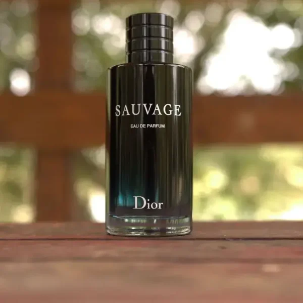 عطر ادکلن مردانه Blue Suvage